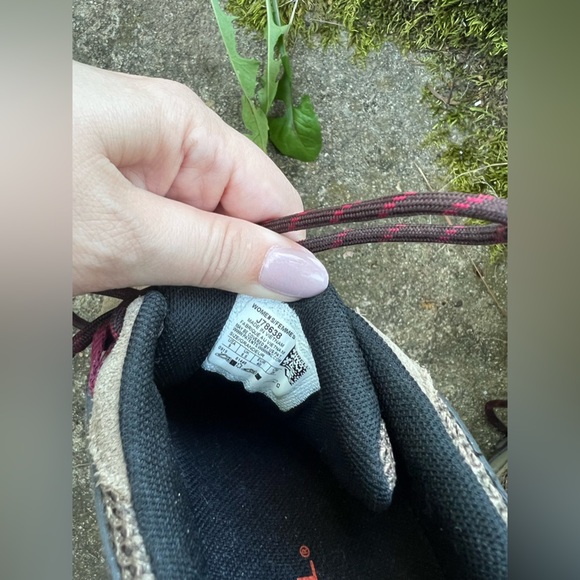 Women’s Merrill Hiking Shoes - Picture 5 of 7